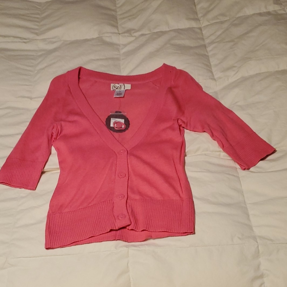 SO brand women's pink v-neck cardigan sweater with 3/4 length sleeves. NWT Small